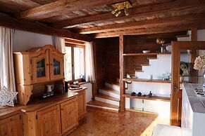 Amazing Cottage in Tyrol With Sauna
