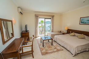 Amilla Beach Resort