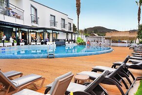 Amilla Beach Resort