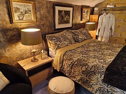 Drumee Lodge