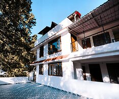 jüSTa Lake View Residences, Nainital