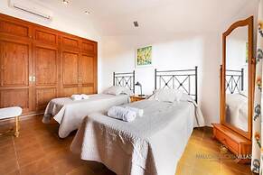 Cottage in Pollensa With Private Pool