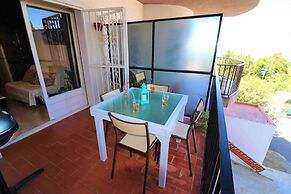 Roses Beach Apartment for 6