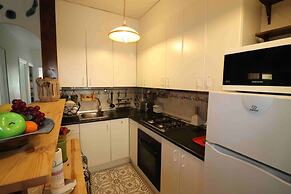 Roses Beach Apartment for 6