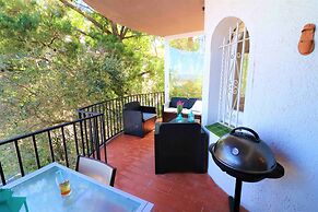 Roses Beach Apartment for 6