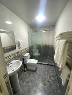 HUMO PLAZA HOTEL