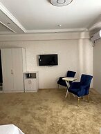 HUMO PLAZA HOTEL