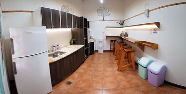 Lead Pods Hostel