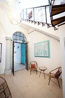 Lead Pods Hostel