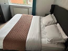 Manchester Retreat With 3 Bedrooms