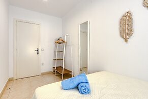 Pretty Apartment With Balcony
