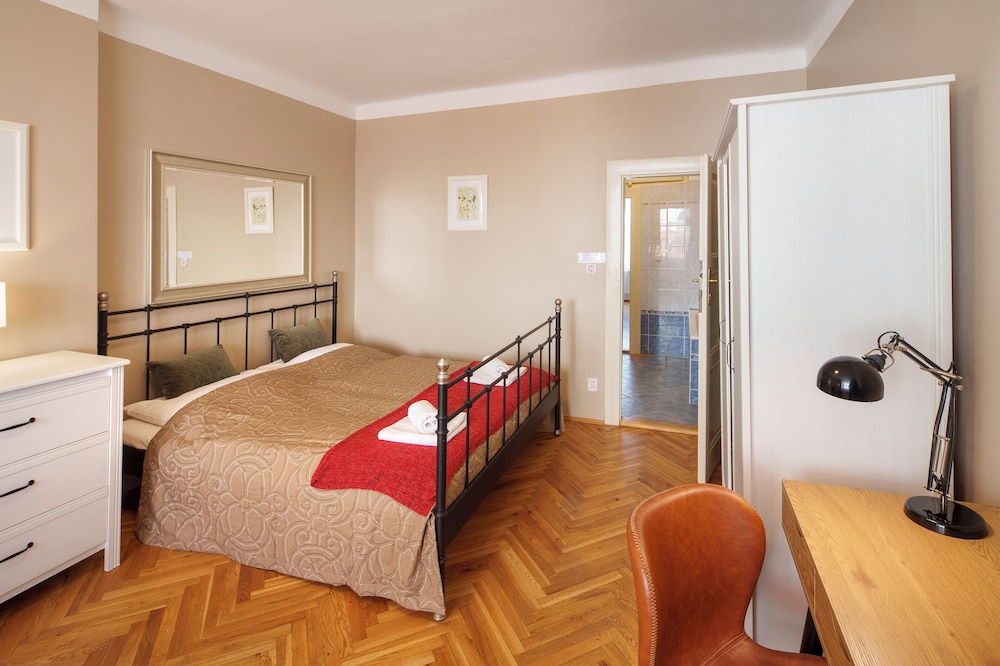 Old Town - Templova Apartments