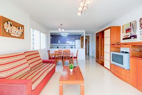 Apartment With Scenic View