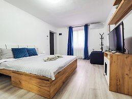 Ben Apartments