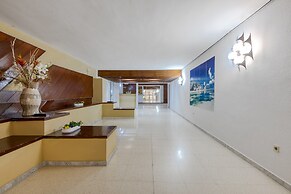 Apartment in Roses Near Canyelles Beach