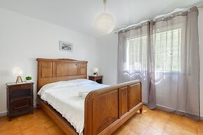 Apartment in Roses Near Canyelles Beach