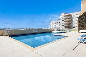 Apartment in Roses Near Rock Beach