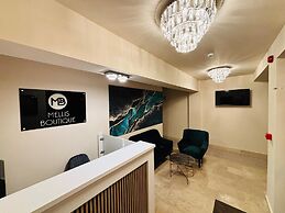 Mellis Boutique