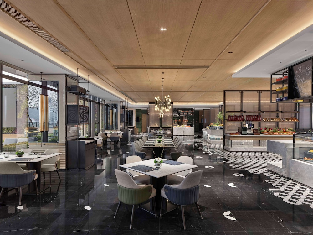 Hilton Yuyao