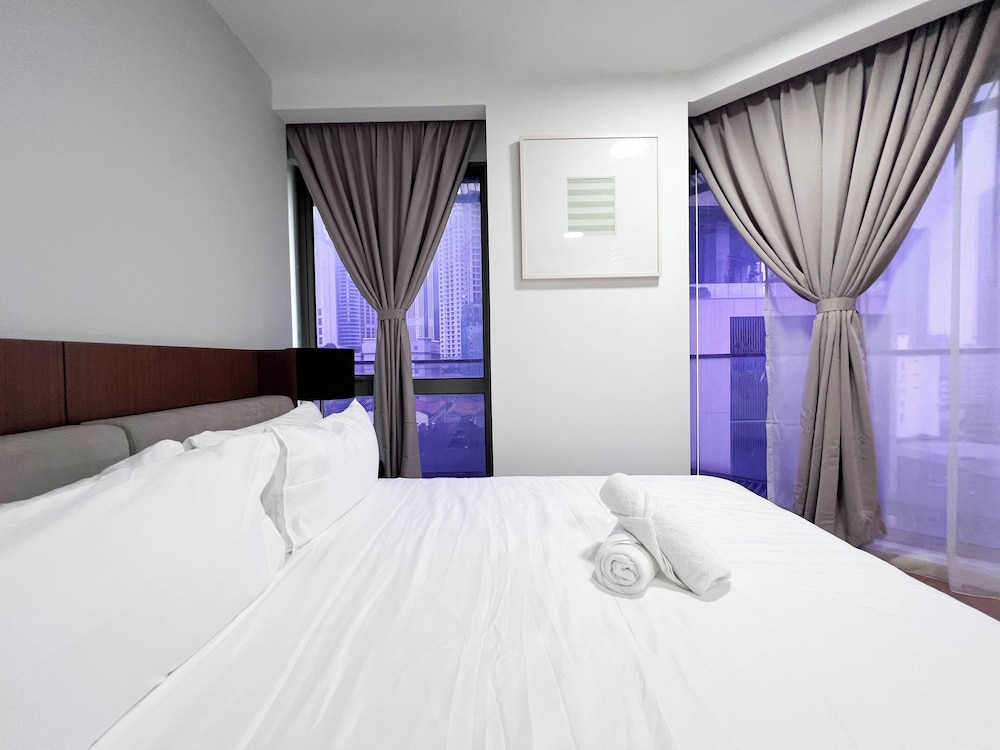 Bintang Fairlane by Manhattan Group
