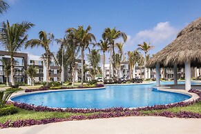 Dream Diamante with Beach Club