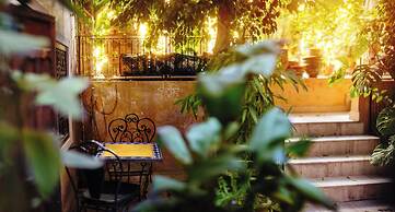 Riad Roxanne