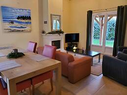 Spacious Villa With Garden and Pool