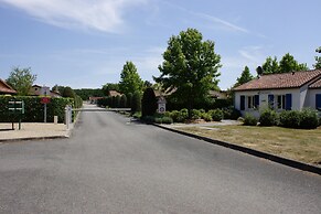 Spacious Villa With Garden and Pool