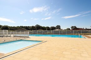 Spacious Villa With Garden and Pool