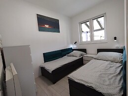 Comfortable Holiday Homes, Swimming Pool, Rewal