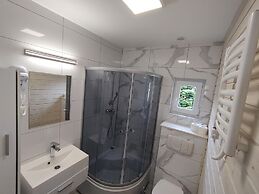 Comfortable Holiday Homes, Swimming Pool, Rewal