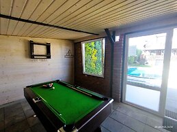 Comfortable Holiday Homes, Swimming Pool, Rewal