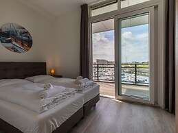 Lush Apartment With Water Views