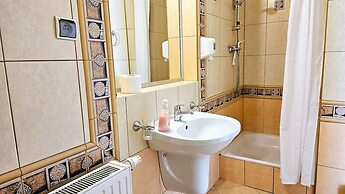 Comfortable House With Private Pool, Kolczewo
