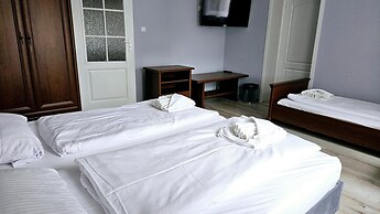 Comfortable House With Private Pool, Kolczewo