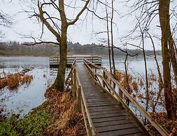 Holiday Apartment on Lake Goldberg