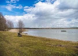 Holiday Apartment on Lake Goldberg