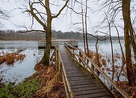 Holiday Apartment on Lake Goldberg