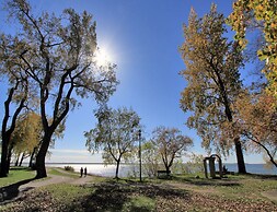 Holiday Apartment on Lake Goldberg