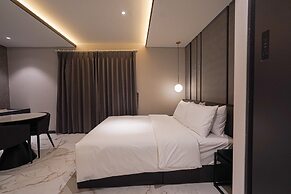 Urban Groove Hotel