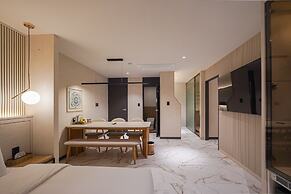 Urban Groove Hotel
