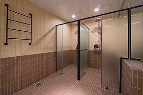 Urban Groove Hotel