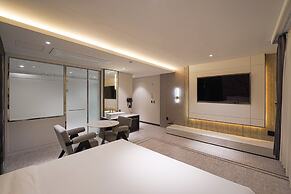 Urban Groove Hotel
