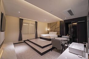 Urban Groove Hotel