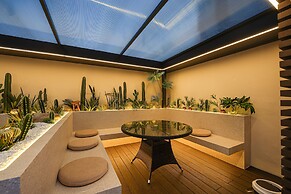 Urban Groove Hotel