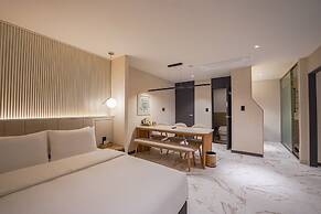 Urban Groove Hotel