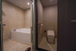 Urban Groove Hotel