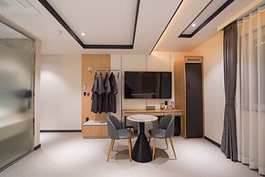 Urban Groove Hotel