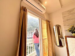 Check Inn Homes - Rishikesh