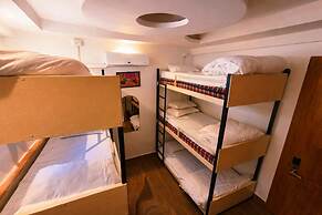 Check Inn Homes - Rishikesh